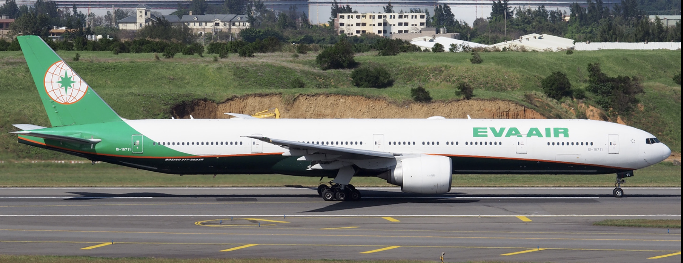 B-16711 Boeing 777-300